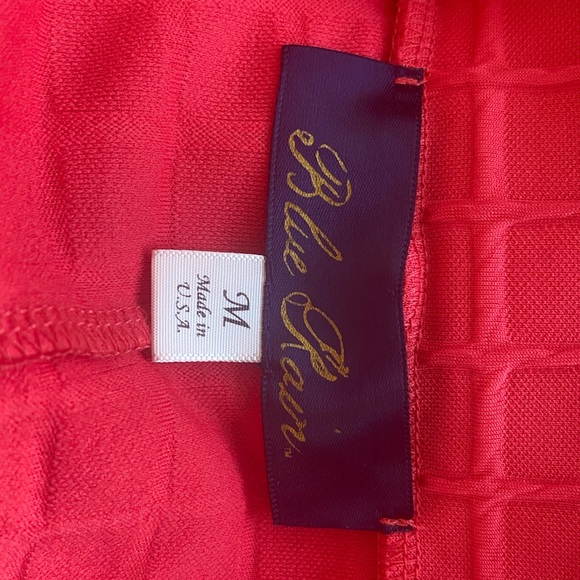 NWOT Francesca’s cute pink skirt - Picture 2 of 2